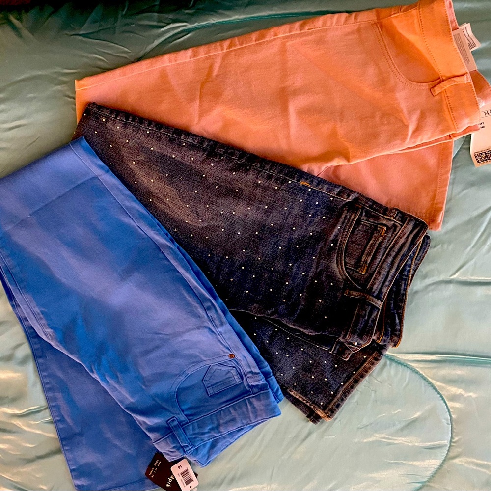 3 Pairs of Big Girls Jeans